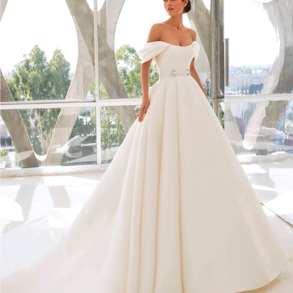 Pronovias Lynn Mikado Wedding Gown